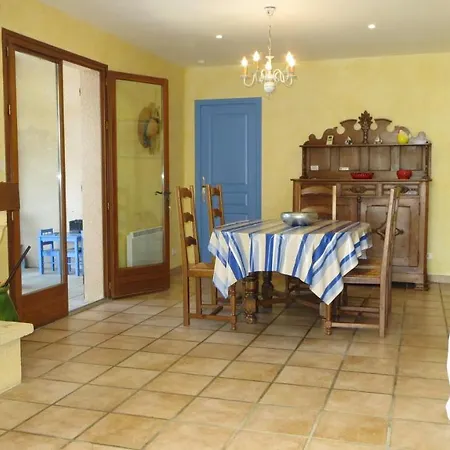 Holiday home Le Carret *