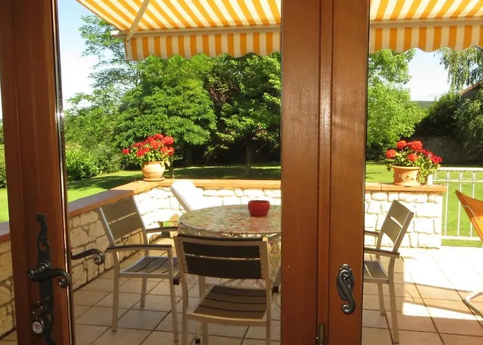 Le Carret Feriehus Auzas